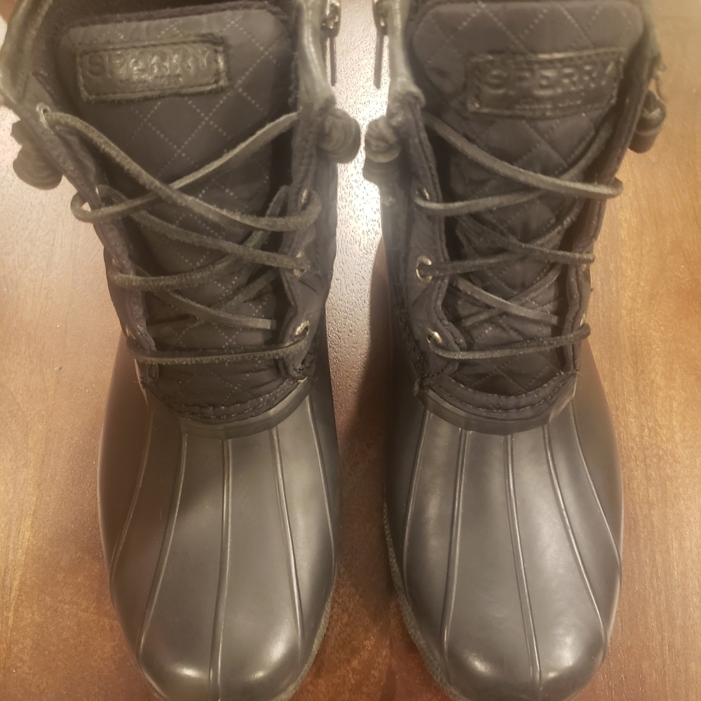 SPERRY DUCK BOOTS